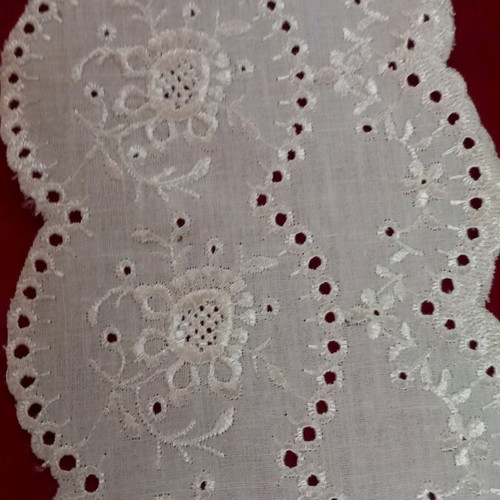 White wide lace new 9 meters