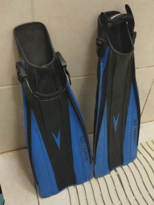 U,S Divers fins used, size 42 to 45