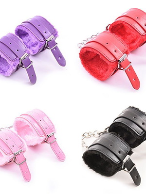 Handcuffs with Fur in 4 Colors, New