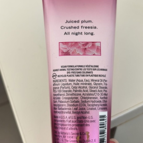 Victoria's Secret Pure Seduction fragrance lotion 236ml like new