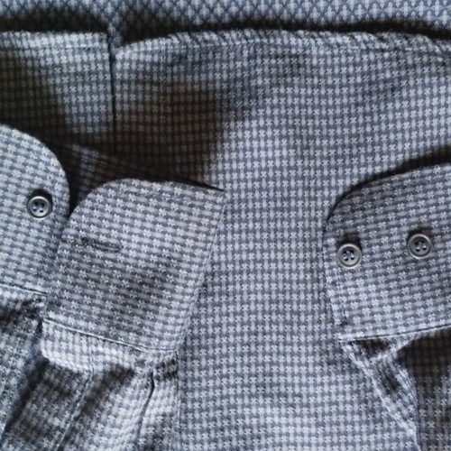 Arezzo dress shirt XL/45 embossed pattern like new, gray and blue