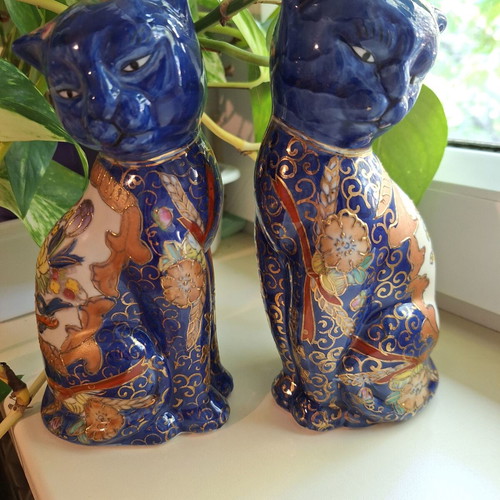 Decorative ceramic cats like new, hand-painted blue with gold ornaments