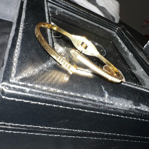 Steel gold bracelet new with diamond details