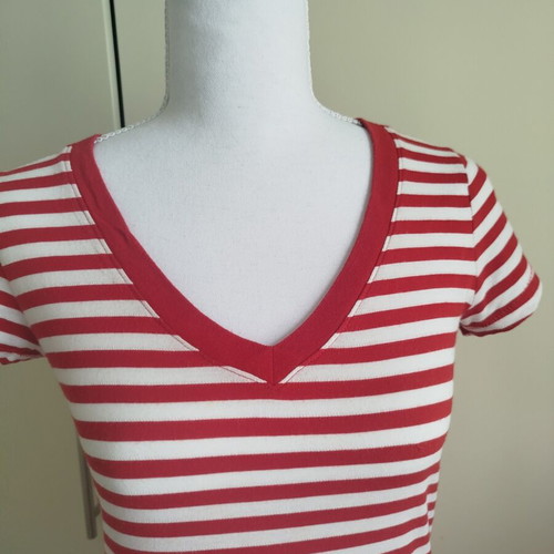 Tommy Hilfiger t-shirt small, σαν καινούργιο, βαμβακερό, κόκκινες και λευκές ρίγες