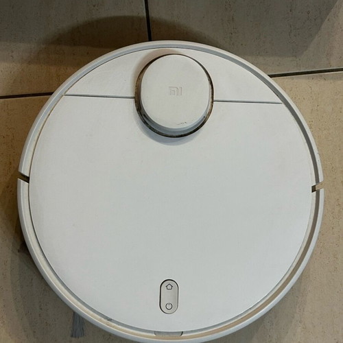 Robotic Vacuum Mop P like new, white