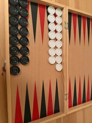 Backgammon cafe used with checkers, without chess pieces