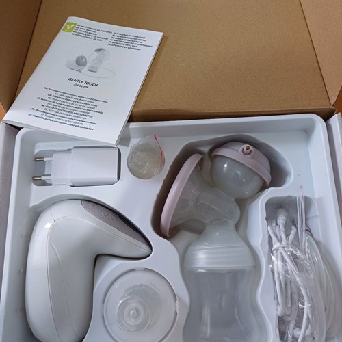 Electric breast pump like new with all accessories