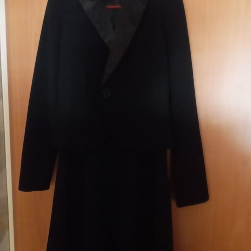Set dress and jacket like new, black with thin stripes