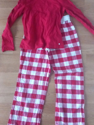 Girls' pajamas 8 - 9 years like new Marks & Spencer