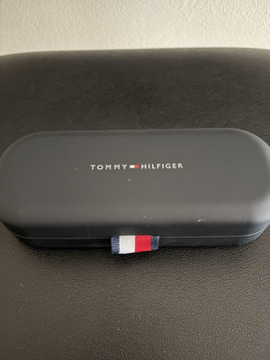 Tommy Hilfiger hard sunglasses case, blue