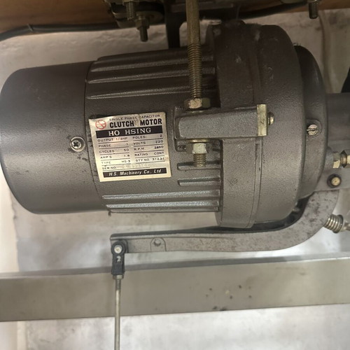 Janome DB-J701 industrial sewing machine used
