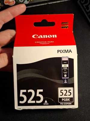 Canon PGI-525 PGBK Black Ink Cartridges new, sealed pack of 5