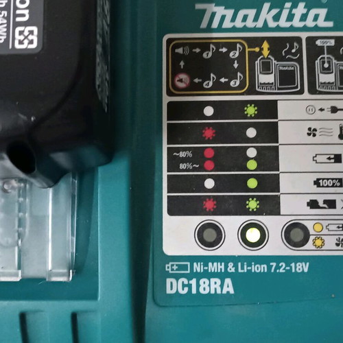 Makita battery chainsaw