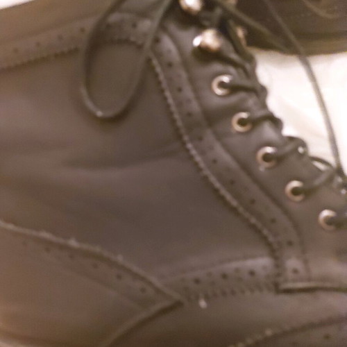 Women's black ankle boots size 39 like new, worn minimally