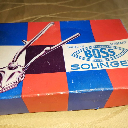Boss Solingen vintage hair clipper new with replacement blade and spring