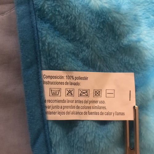 Nestle Vintage baby fleece blanket like new, blue