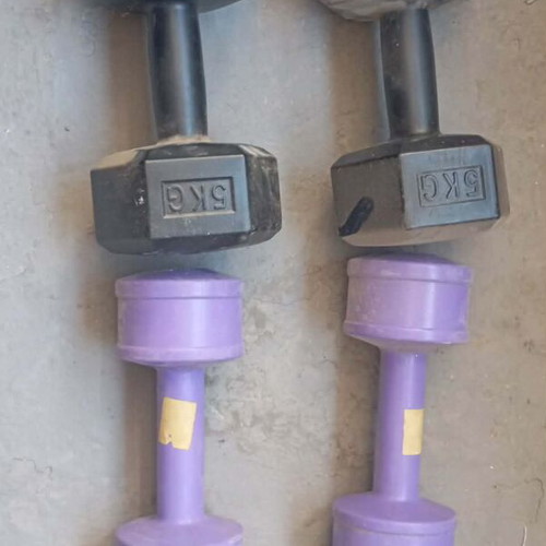 Weights set 10 kg and 5 kg like new