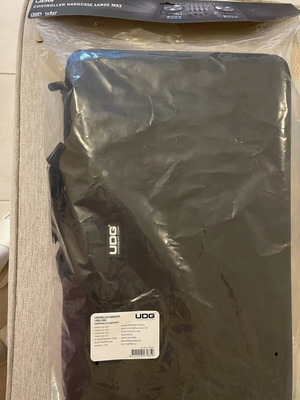 UDG Creator Controller Hardcase L (FLX4) New DJ Controller Bag