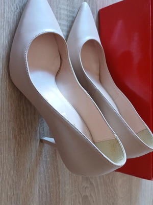 Pumps used, size 36, beige, pointed toe, medium heel