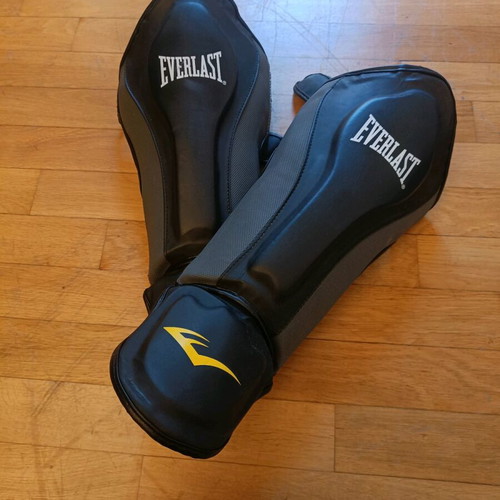 Everlast martial arts shin guards used