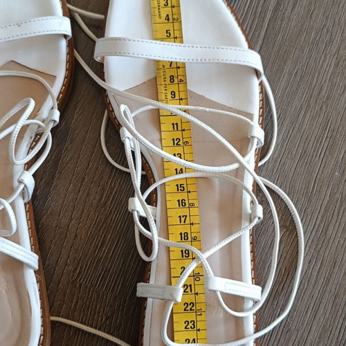 Mairiboo for Envie white gladiator flat sandals like new, size 39-40