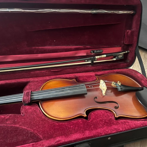 Violin Gewa Allegro 4/4 with case and carbon fiber bow like new