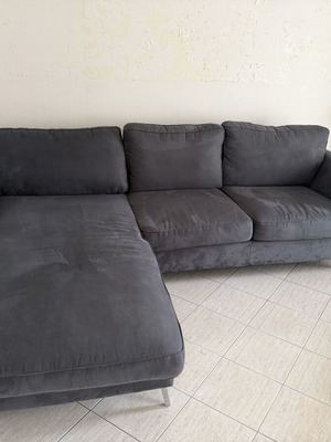 Three-seater sofa 2.90x1.80 m