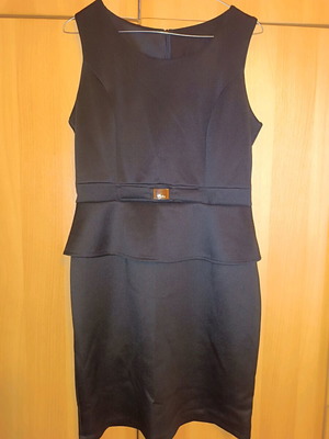 Black knee-length dress like new No s-m