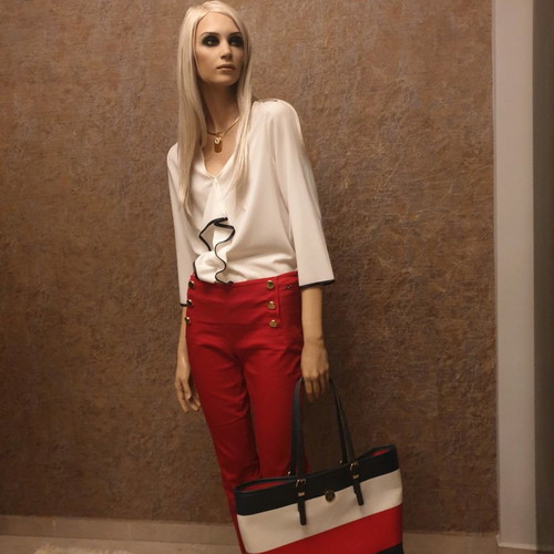 Zoya pants used, size S