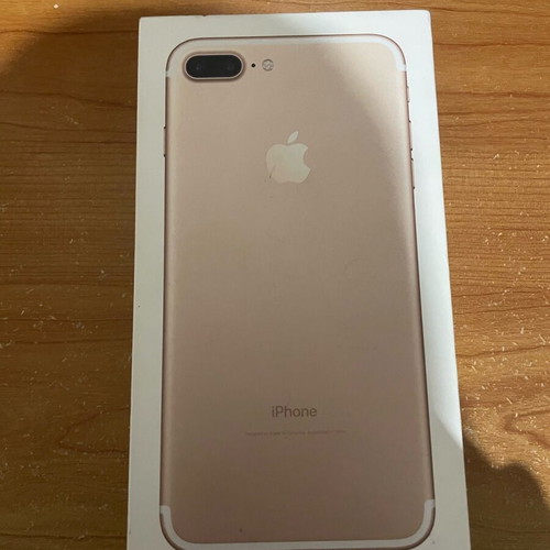 iPhone 7+ like new, gold, 32GB with box without iCloud
