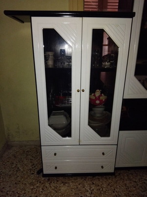 Dining set used, missing one glass from one unit