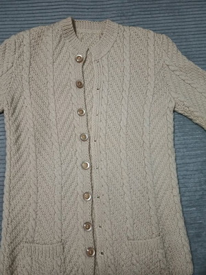 Knitted cardigan beige one size new, vintage, embroidered, handmade, warm