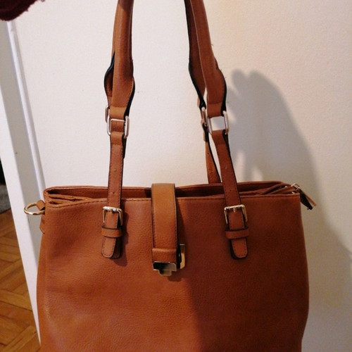 Shoulder bag new, tan brown, with 3 compartments and side loops