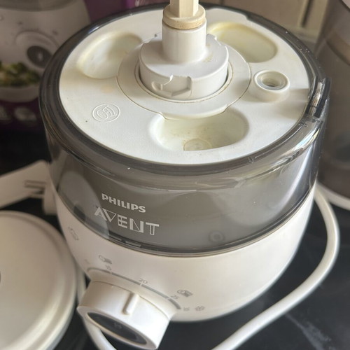Philips Avent 4 in 1 Baby Food Steamer and Blender like new