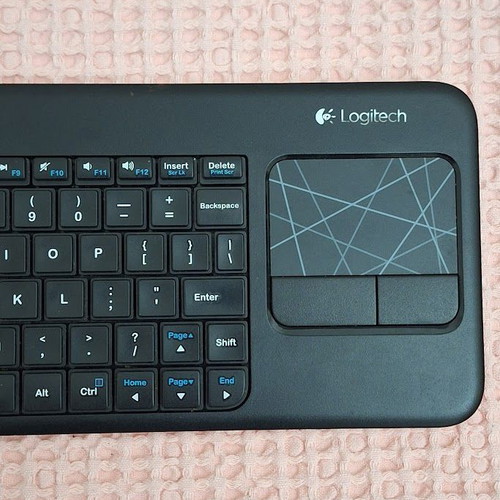 Logitech K400r wireless keyboard with touchpad used