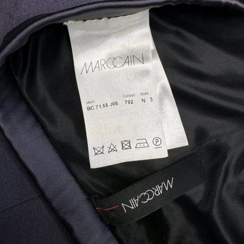 Marc Cain Pencil Skirt like new, Medium-Large, Wool & Cashmere