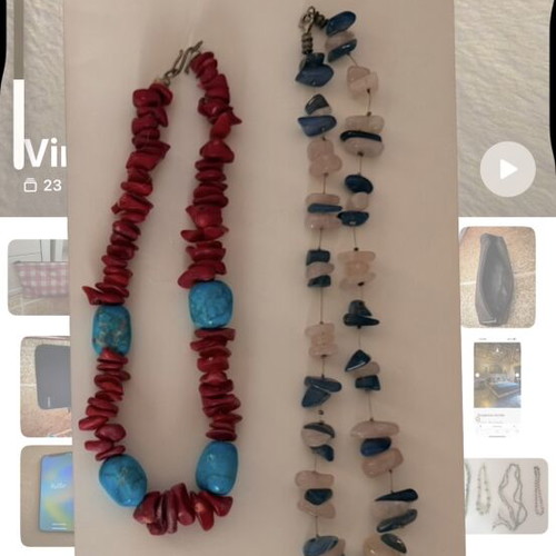 Necklace with semi-precious stones used, multicolor