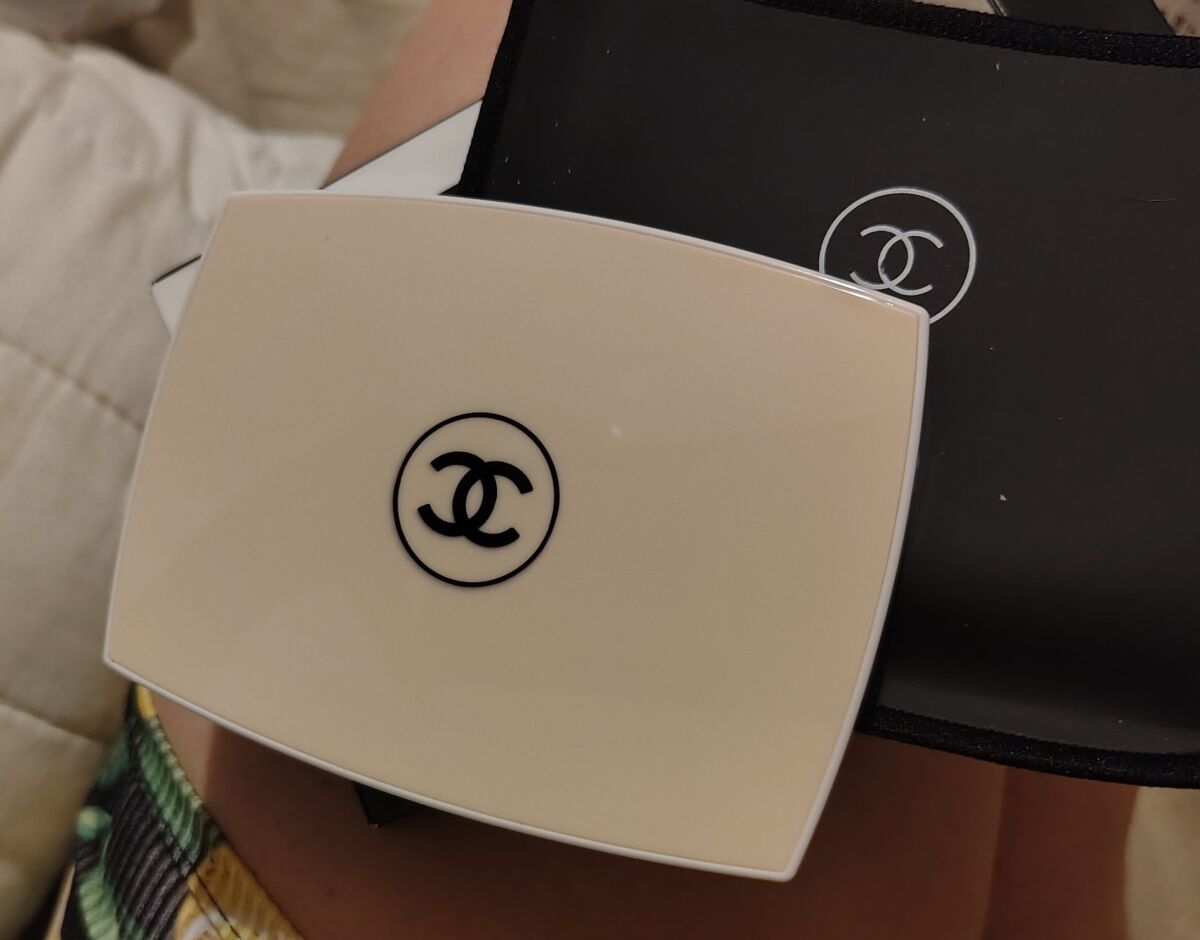 Chanel Le Blanc Brightening Compact… - € 40,00 - Vendora.cy