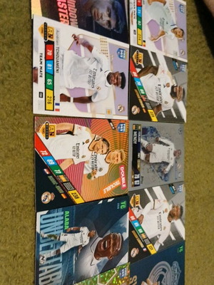 Real Madrid football cards like new, set of 10 pieces