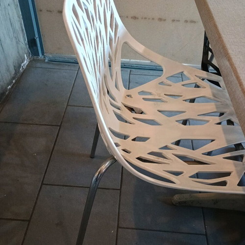 Chairs with metal frame like new