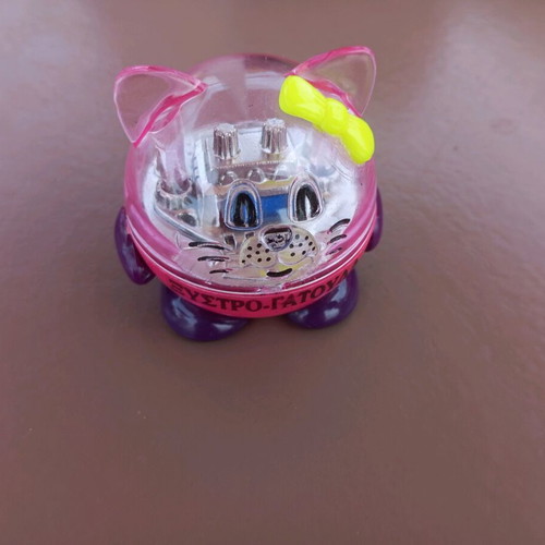 Wool pencil case and sharpener like new, pack