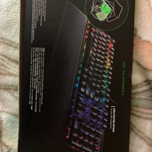 Razer Blackwidow V3 RGB μηχανικό πληκτρολόγιο με πράσινους διακόπτες, σαν καινούργιο