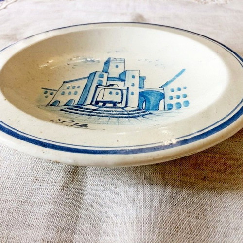 Decorative plate San Gimignano Tuscany Italy