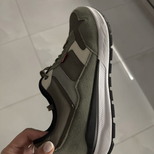 Levi's men's casual shoes like new, size 43