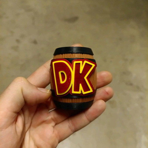 Donkey Kong fridge magnet like new, retro gaming fan art