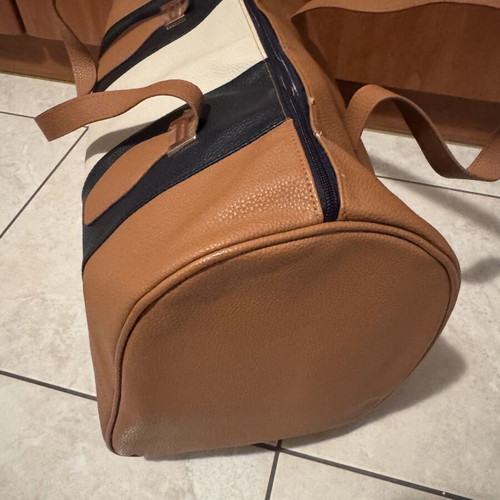 Elegant Tricolor Travel Bag like new, tan black beige