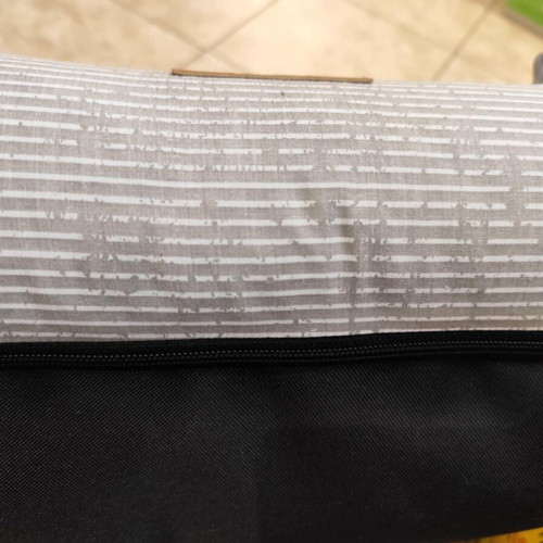 Pet Strom mattress new with removable pillow and washable zipper