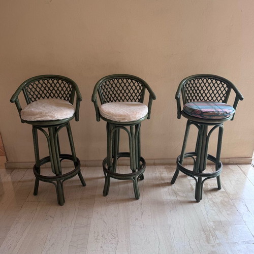 Bamboo swivel bar stools set of 3 with cushions, like new, 1.07m height