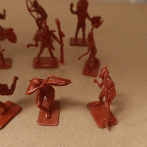 Indian figures set of 22