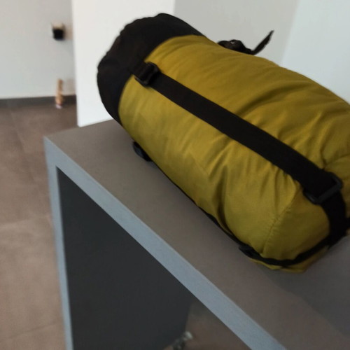 Karmanet EULIN sleeping bag with extra thin fibers like new